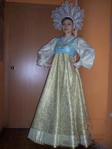 Русский сарафан парадный