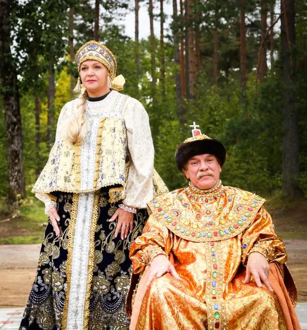 Женская коротёна